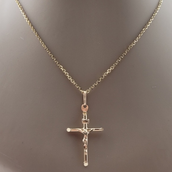 14 Karat Yellow Gold Crucifix Pendant #20903 - Picture 11 of 12